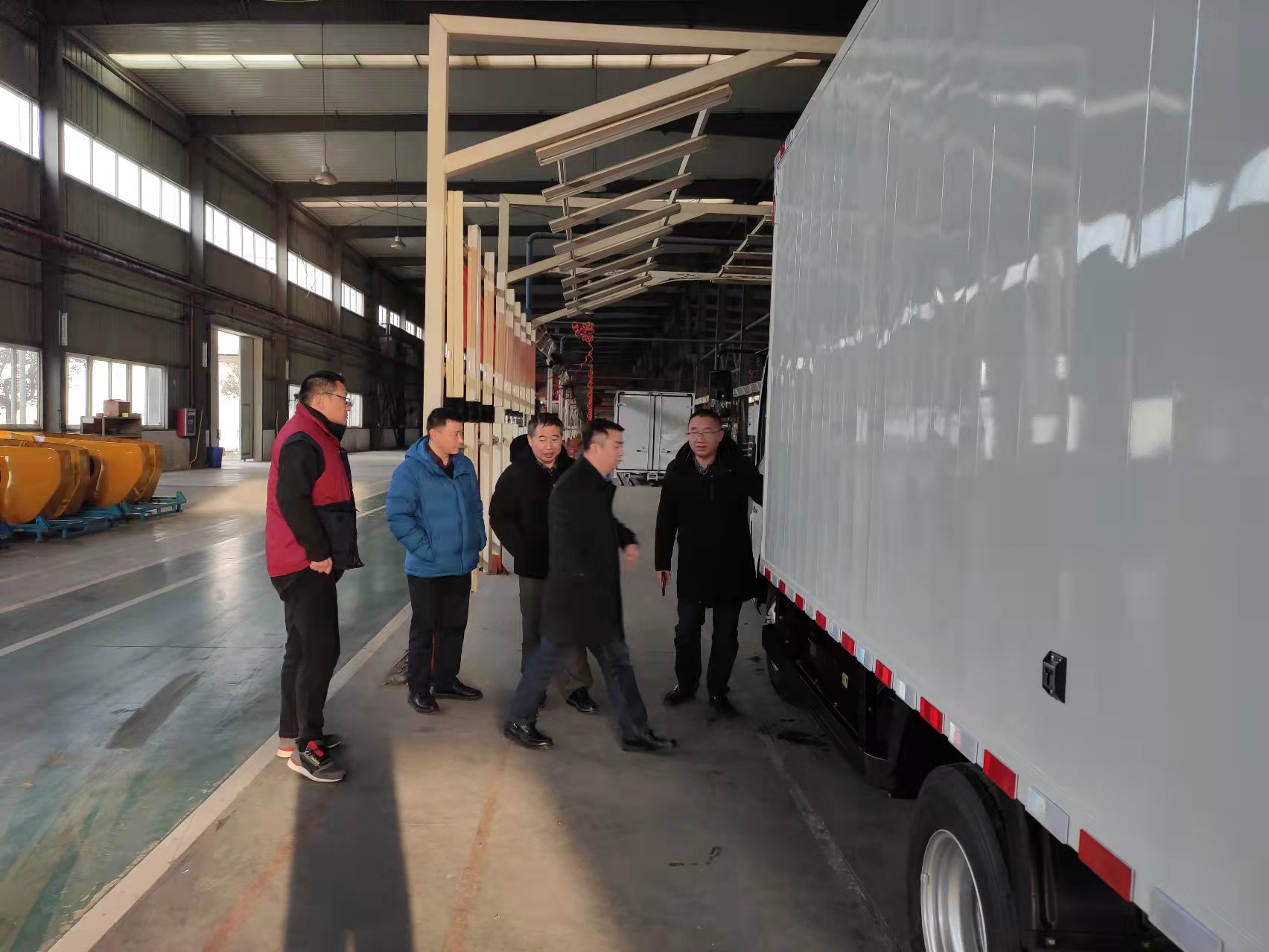 熱烈歡迎上汽大通領(lǐng)導(dǎo)來我司參觀！